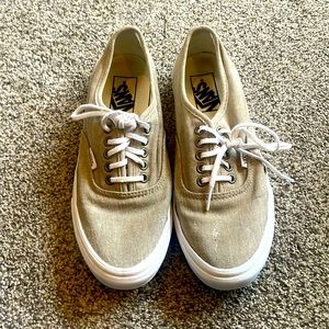 Women’s Vans Tan color size 7.5